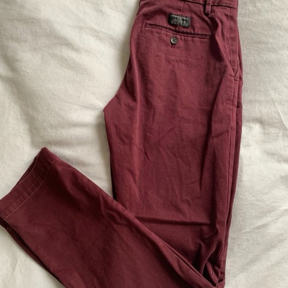 Mens Banana Republic Burgundy  Aiden Chino  29 32